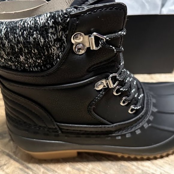 TOMMY HILFIGER Women's Rainah Duck Booties - Picture 7 of 8